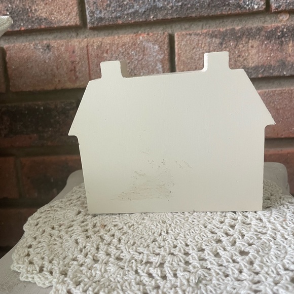 *Distressed Primitive “Welcome” House - Picture 3 of 11